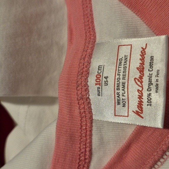 Hanna Andersson pajama top size 100 or US 4 GUC older cross top style - Picture 4 of 4